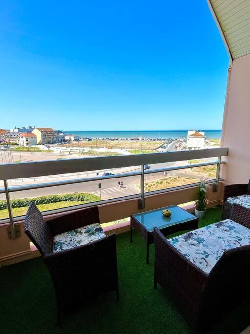 Duplex Cosy Avec Vue Mer Apartment Cucq Exterior photo